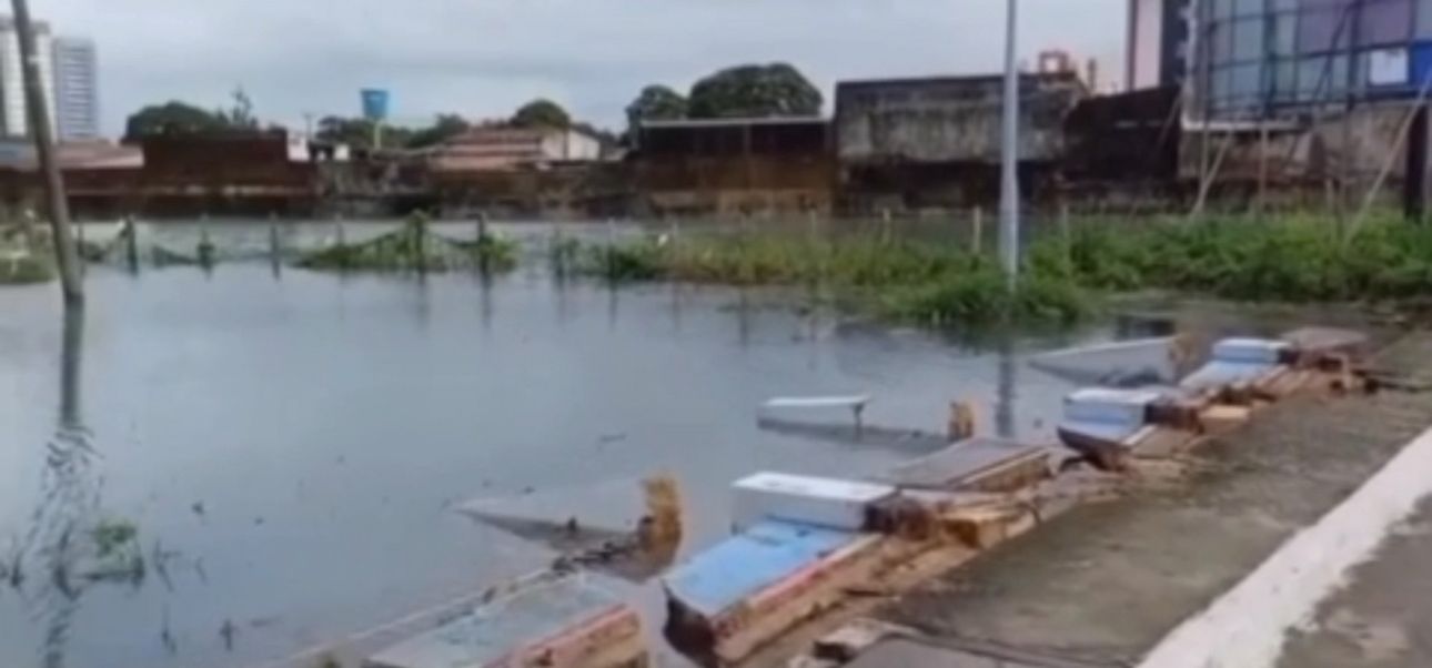 Após fortes chuvas em Maceió, muro do CEPA desaba